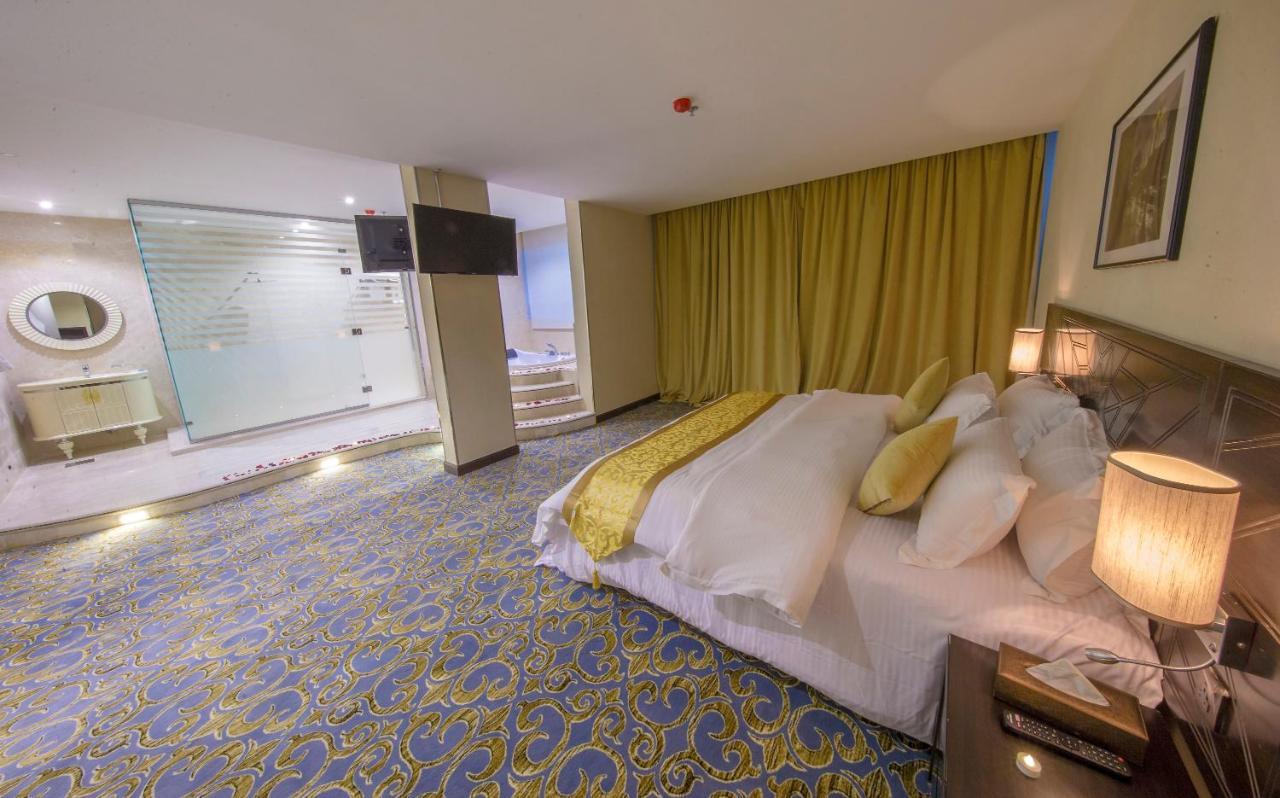Rollins Hotel Burajda Kültér fotó