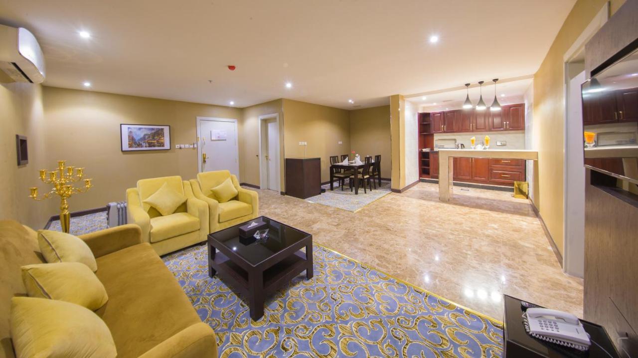 Rollins Hotel Burajda Kültér fotó