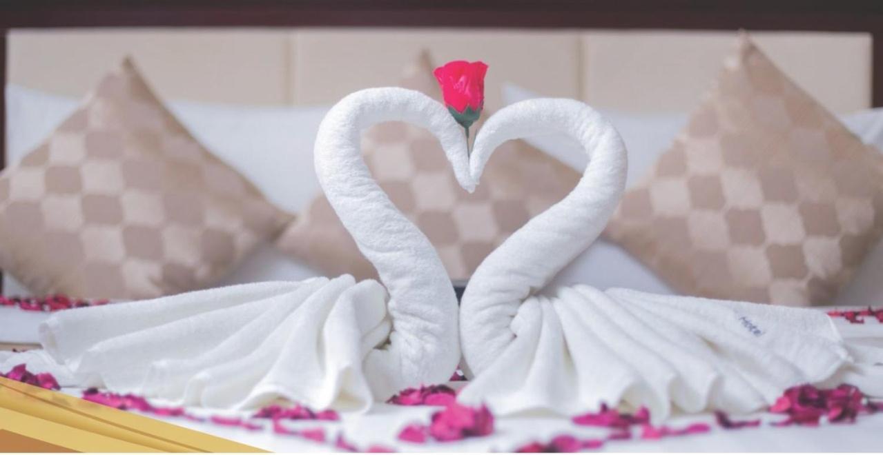 Rollins Hotel Burajda Kültér fotó